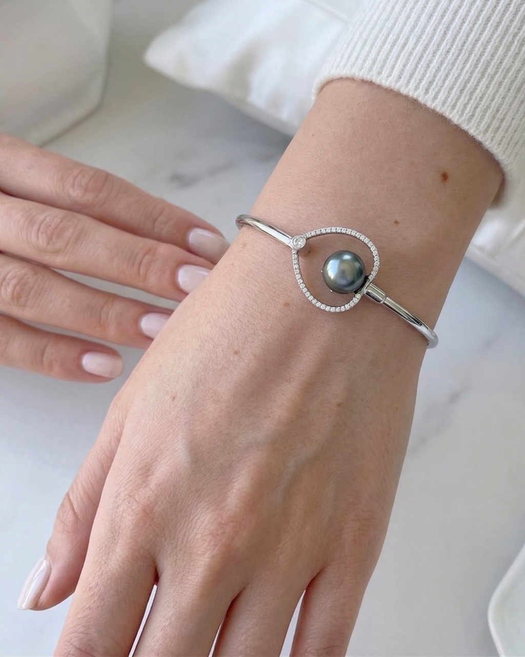 "Daylight" Pearl Bracelet