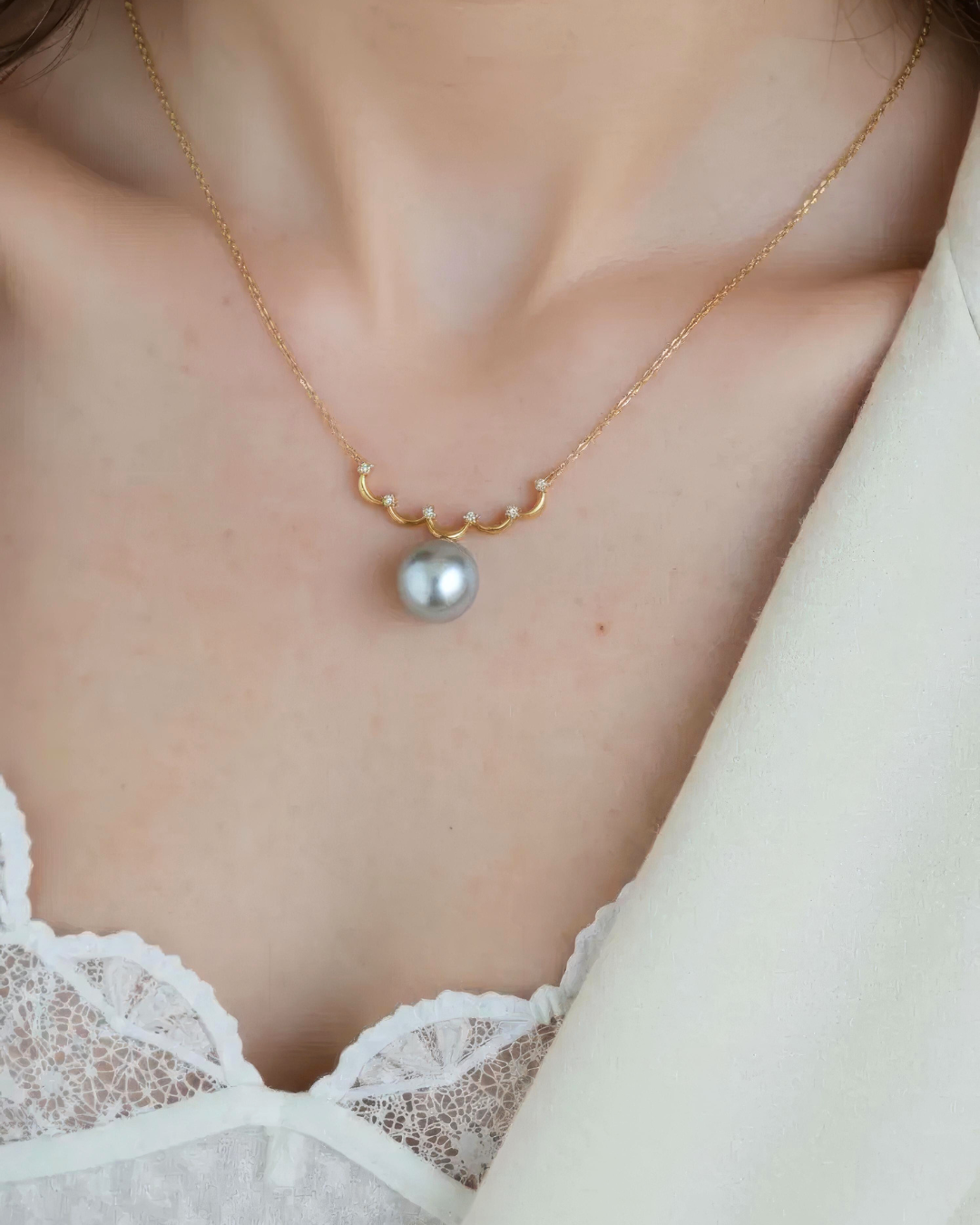 Crowned Moon Pearl