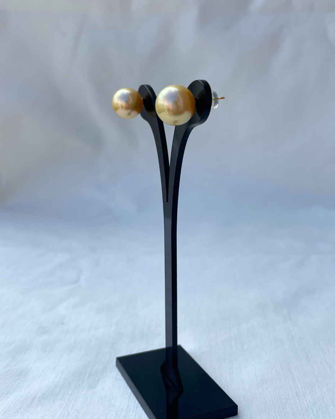 Honey I'm Home Gold Studs 9mm