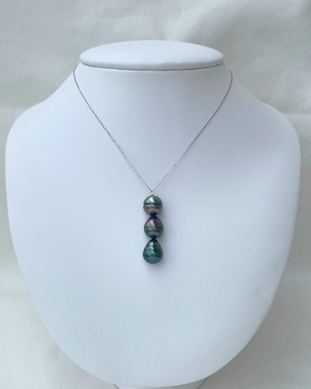 Triple Temptation Tahiti Necklace