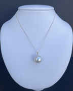 Solitaire Pearl Pendant