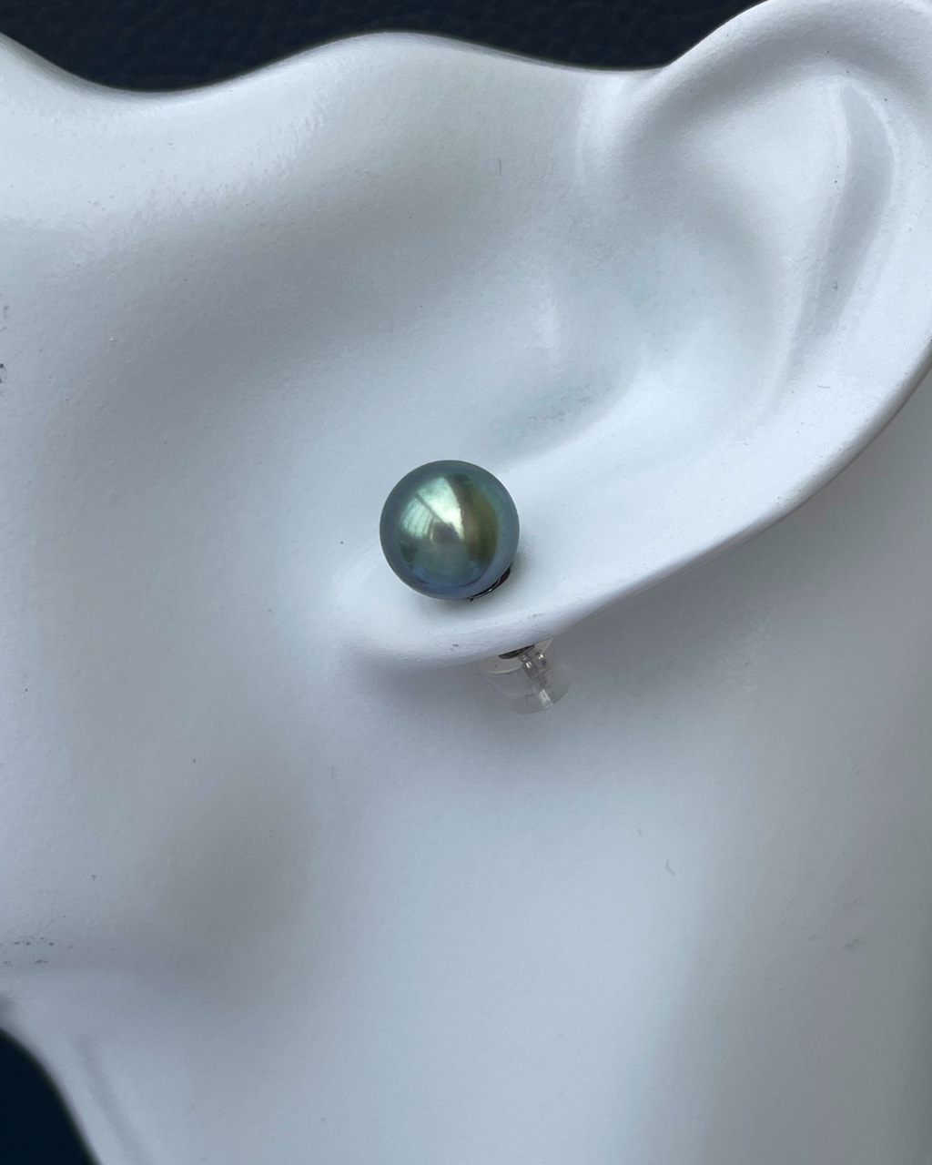 Uranus Studs 9mm