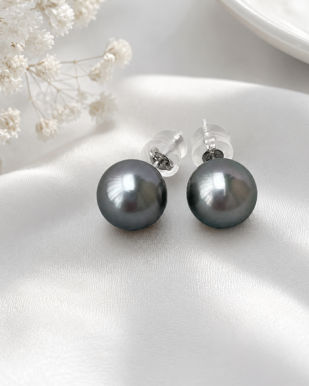 Midnight Studs 9mm