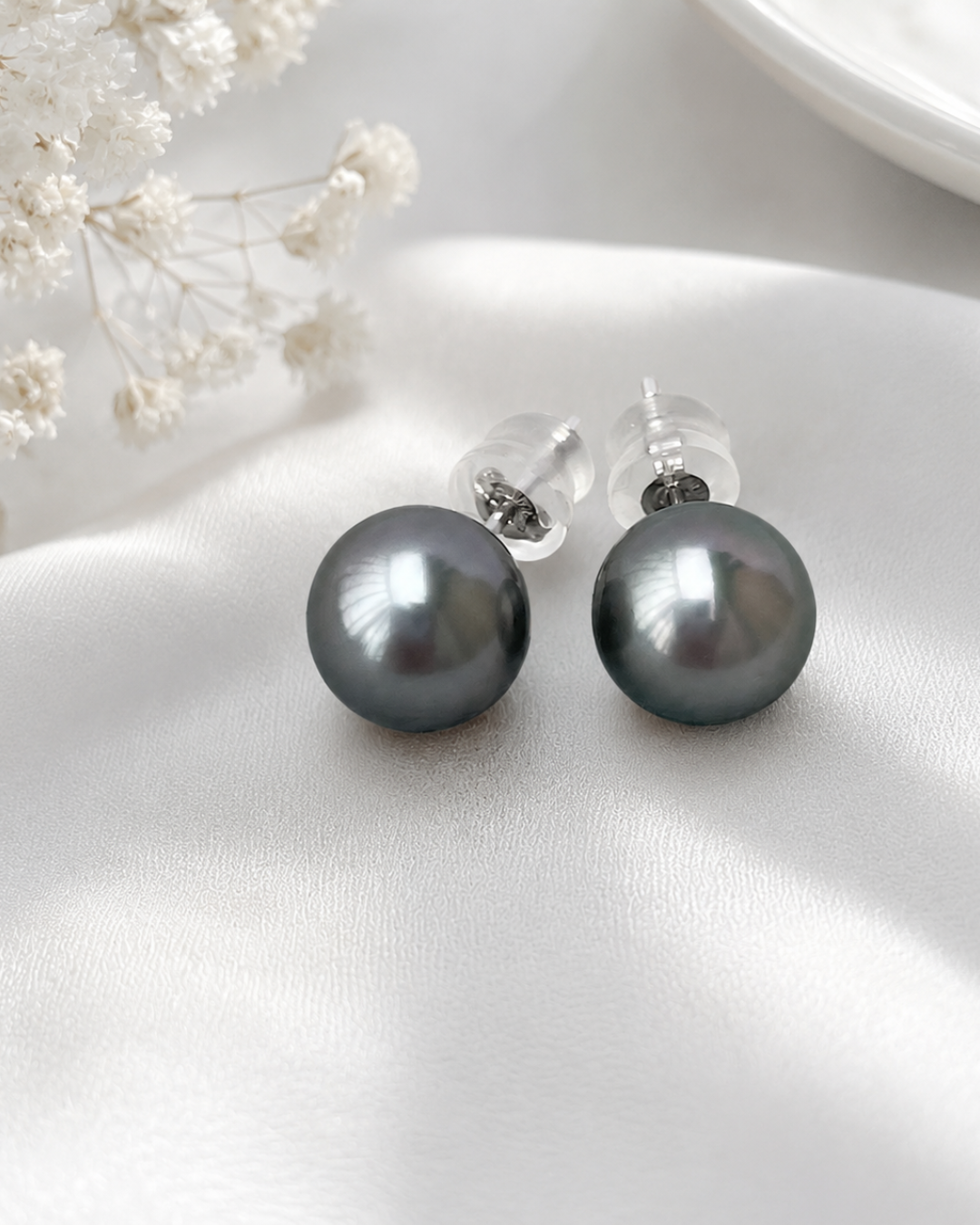 Midnight Studs 9mm