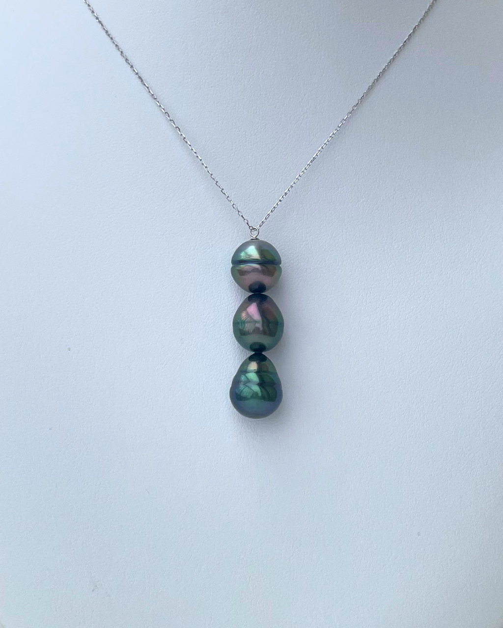 Triple Temptation Tahiti Necklace