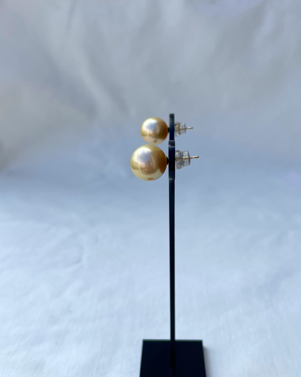 Honey I'm Home Gold Studs 9mm