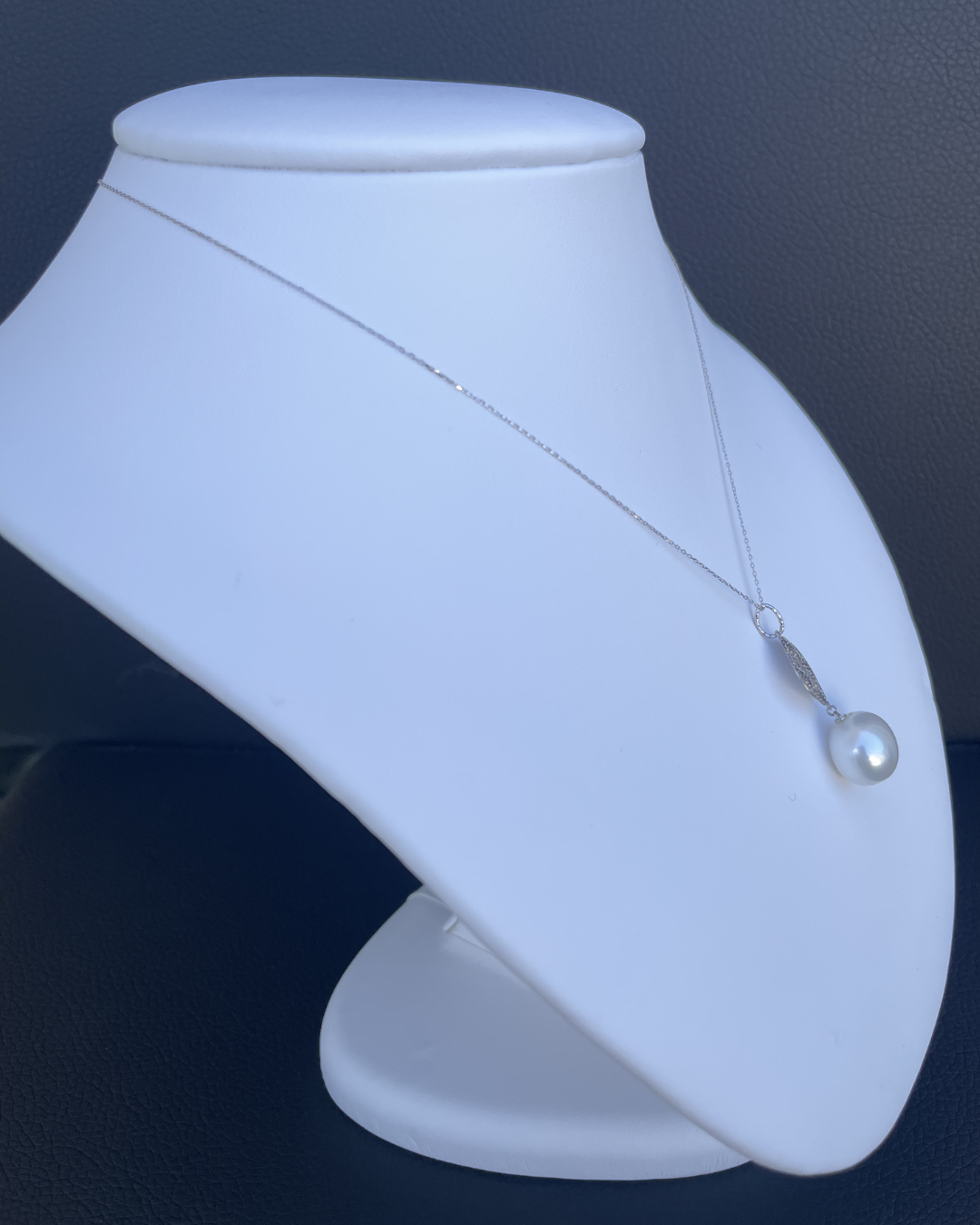 Echoes of Light Pendant