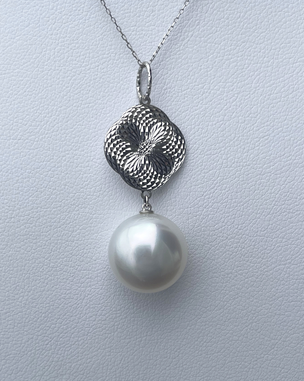 Echoes of Light Pendant