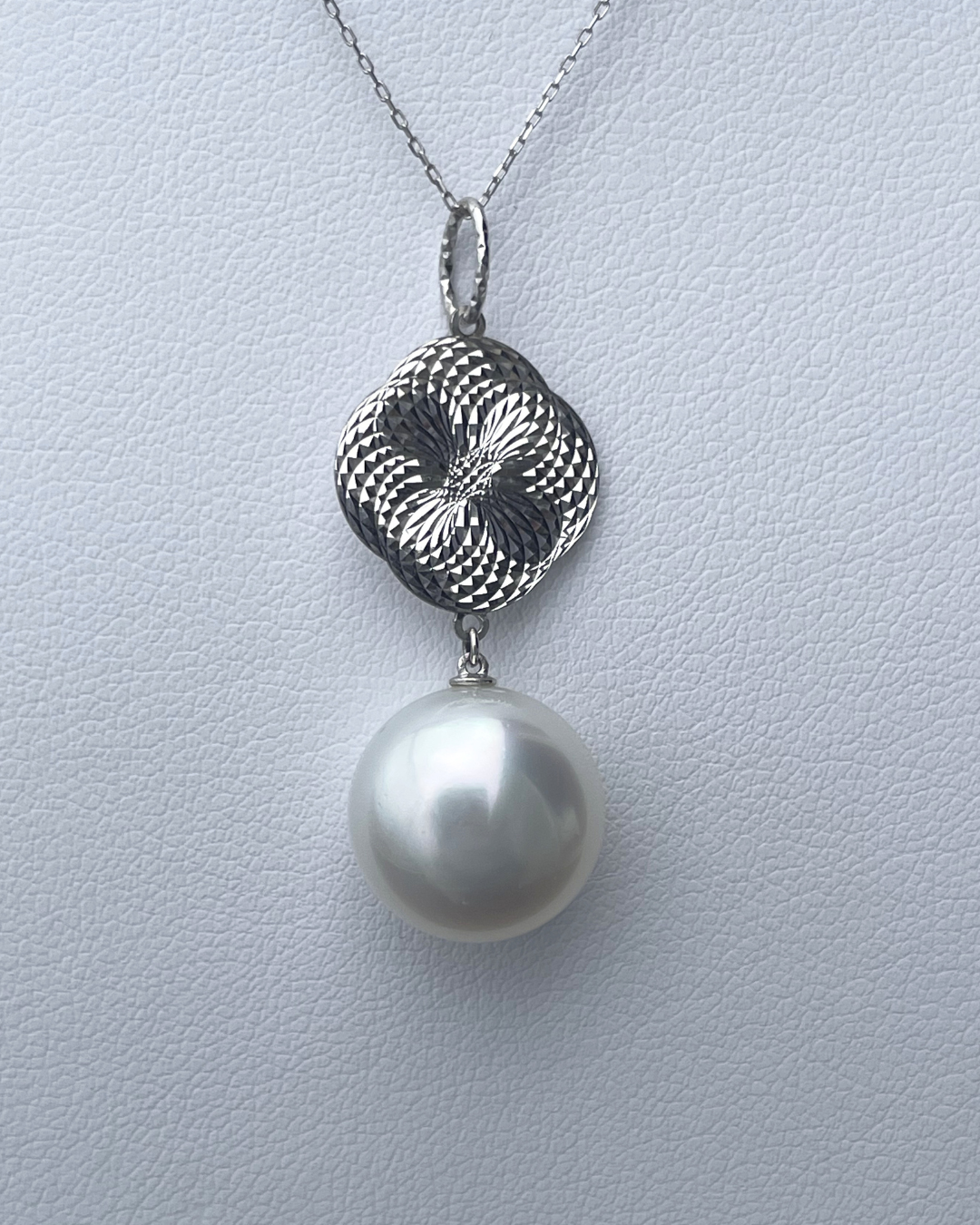 Echoes of Light Pendant