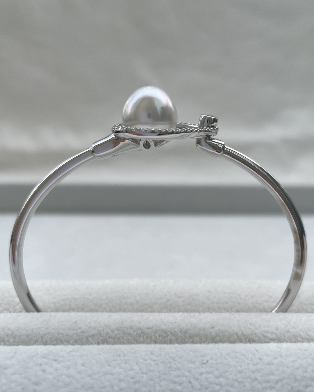 "I Smell Snow" Pearl Bracelet
